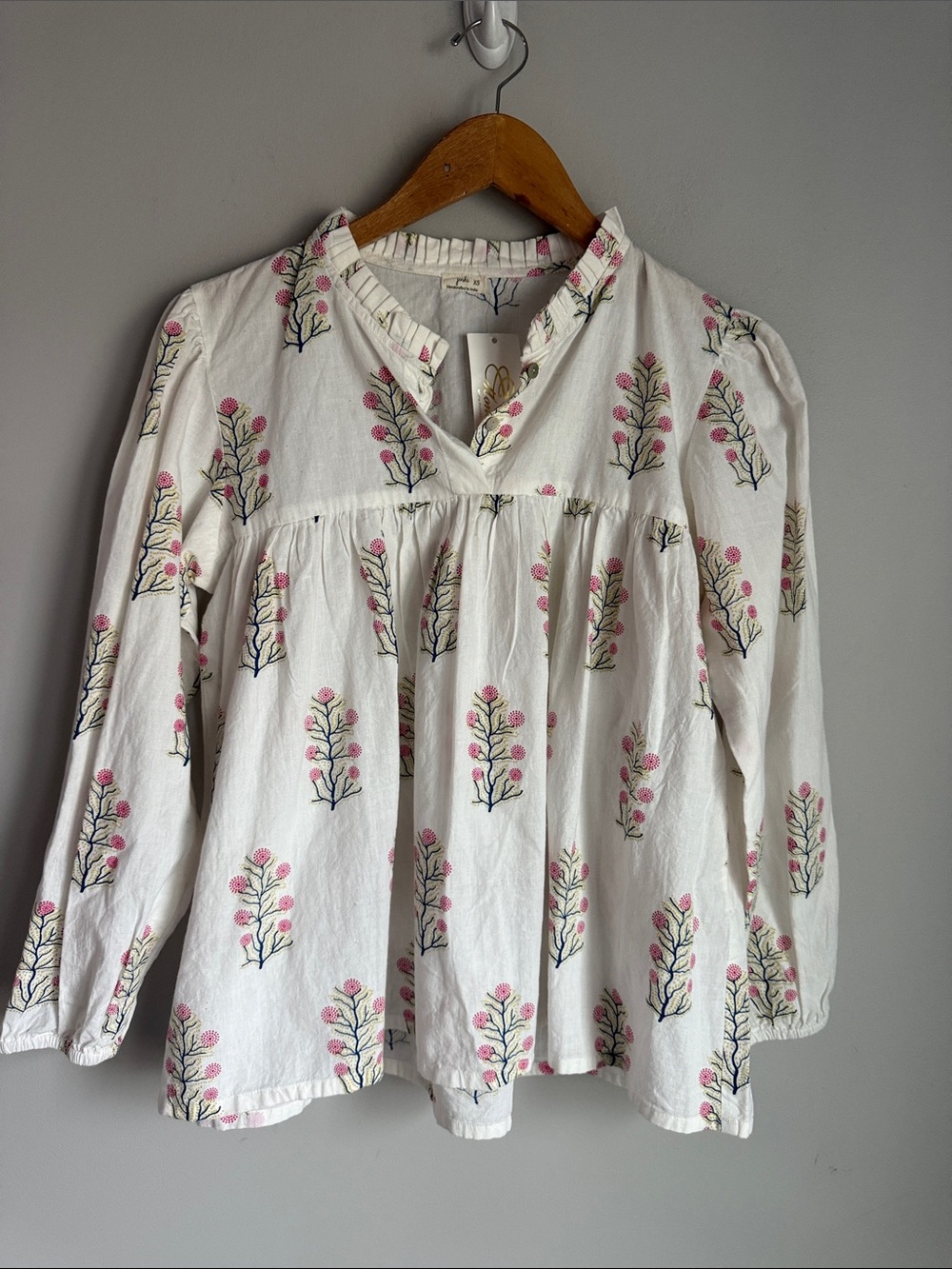 NEW Joshi Karina Pink Floral Print Peasant Blouse Boho Long Sleeve Top XS - Picture 2 of 8